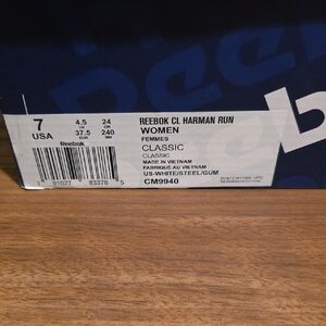 Reebok CL Harman Run Women's Shoes in White and Steel